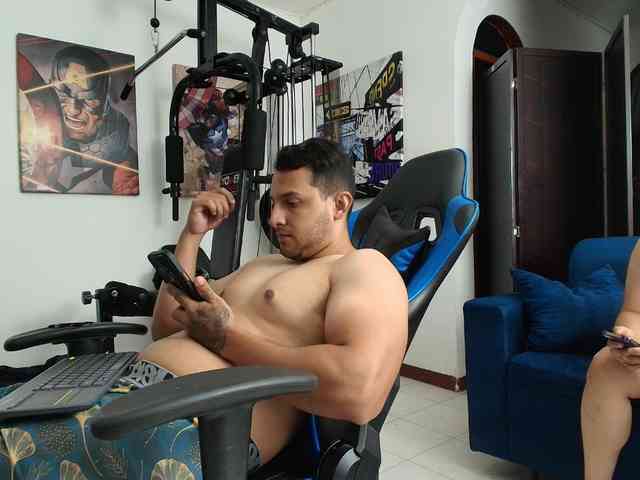 couplee-horny webcam