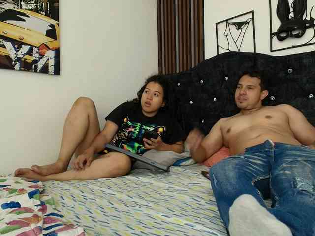 couplee-horny webcam