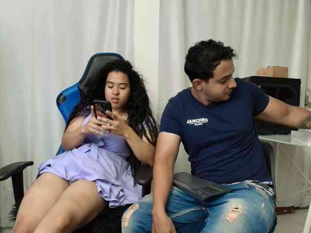 couplee-horny webcam