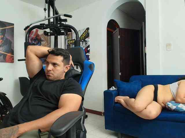 couplee-horny webcam