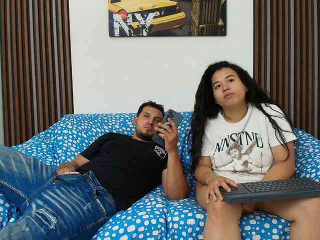 couplee-horny webcam