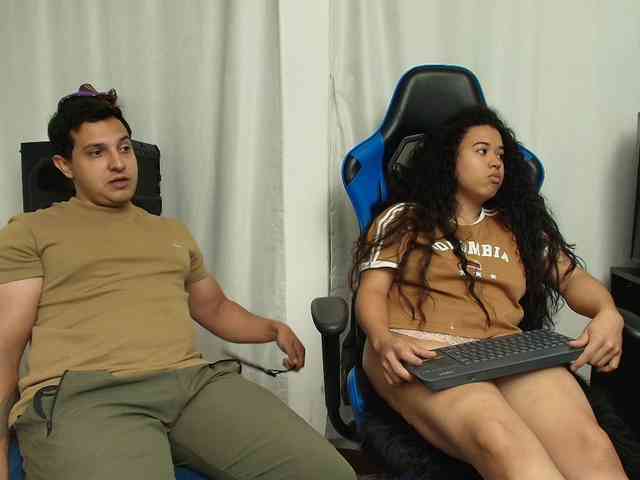 couplee-horny webcam