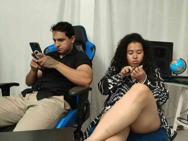 couplee-horny webcam