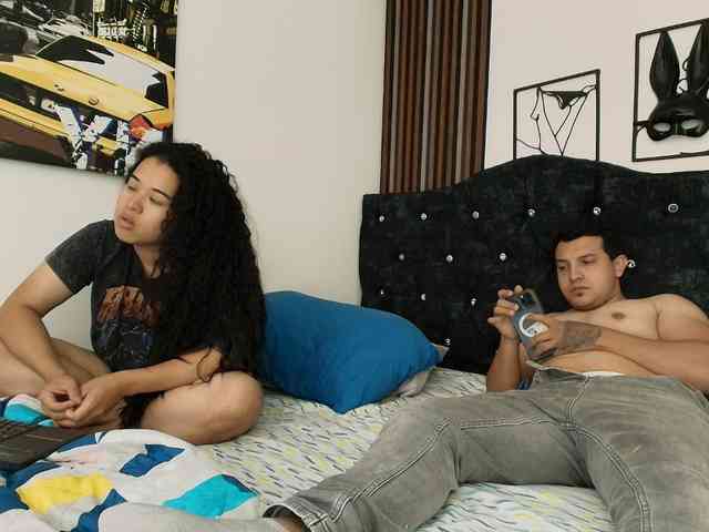 couplee-horny webcam