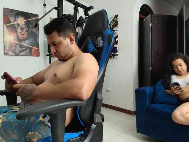 couplee-horny webcam