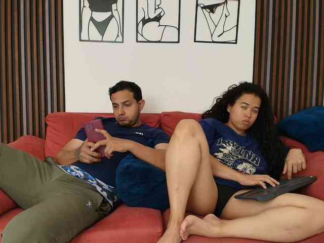 couplee-horny webcam
