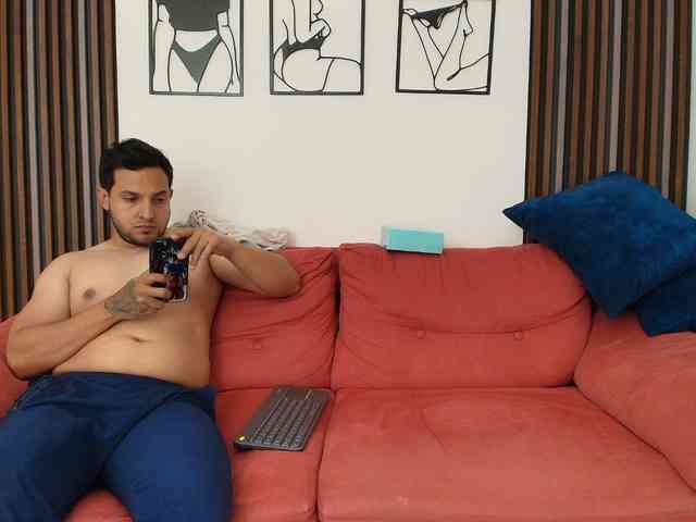 couplee-horny webcam