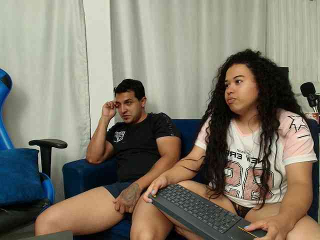 couplee-horny webcam