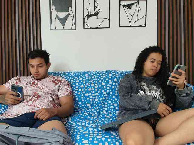 couplee-horny webcam