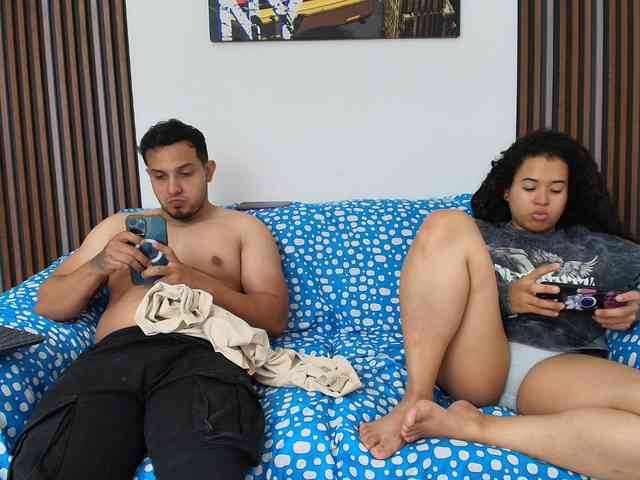couplee-horny webcam