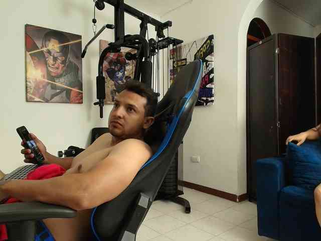 couplee-horny webcam