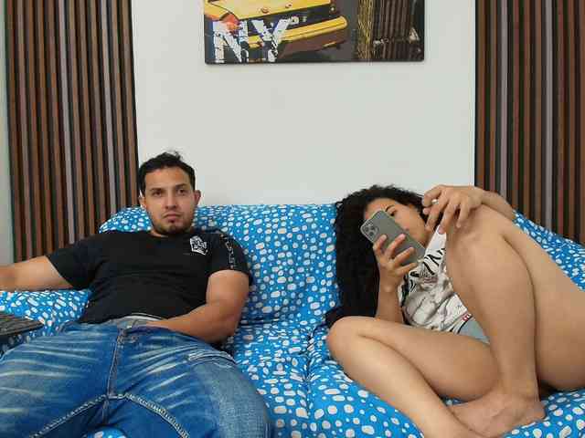 couplee-horny webcam