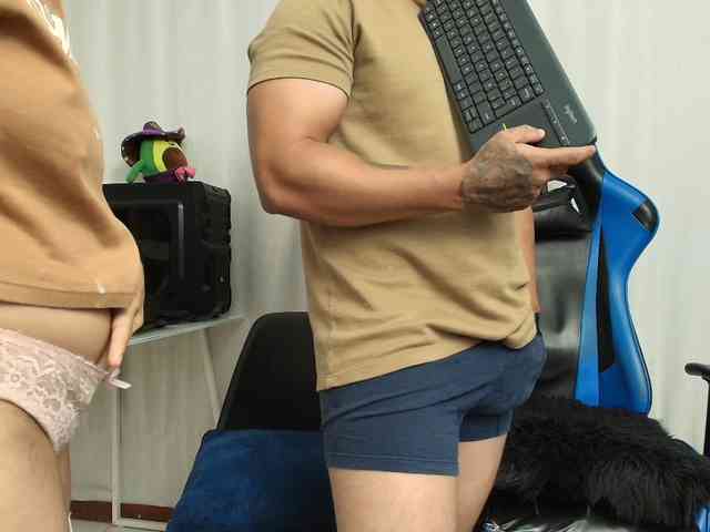 couplee-horny webcam