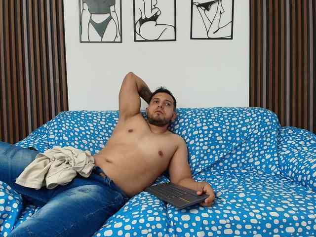 couplee-horny webcam