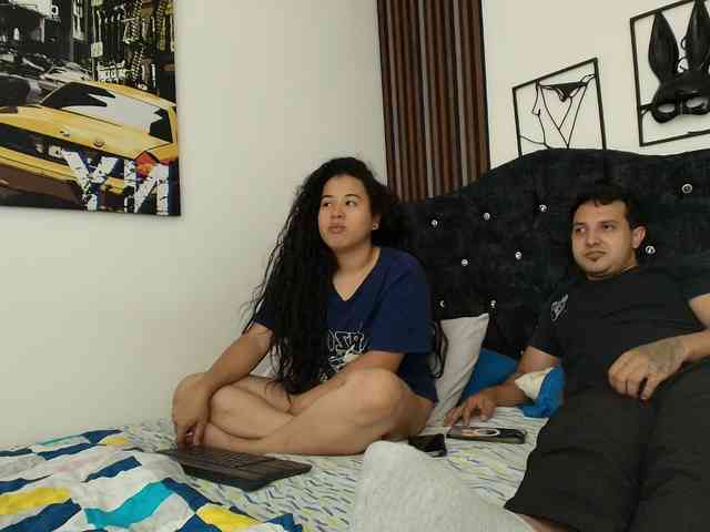 couplee-horny webcam