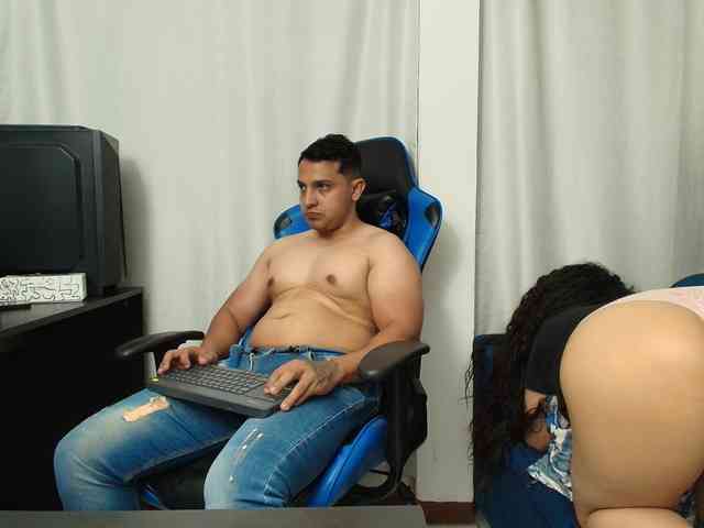 couplee-horny webcam