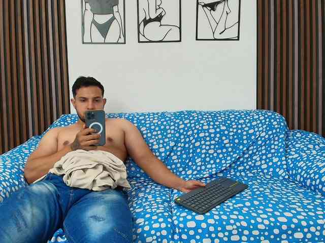 couplee-horny webcam