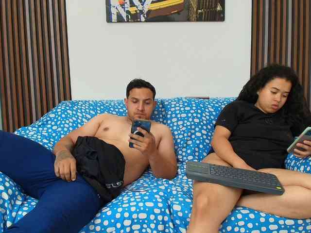 couplee-horny webcam