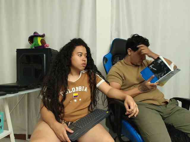 couplee-horny webcam