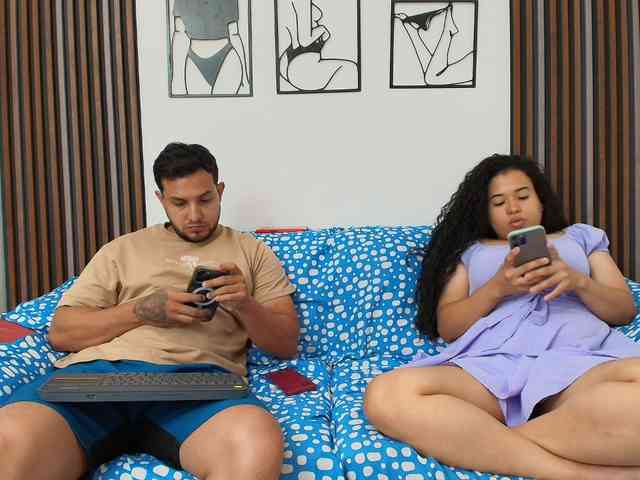 free chat cam Couplee-horny