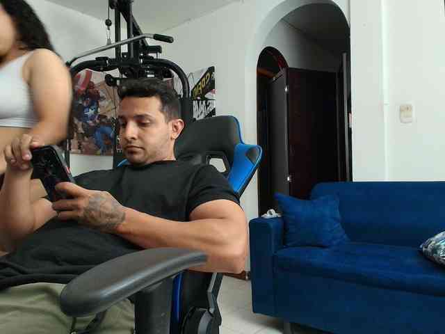 couplee-horny webcam