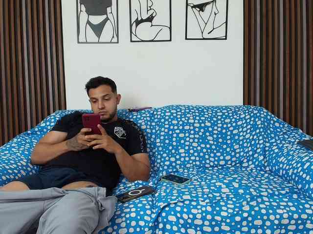 couplee-horny webcam