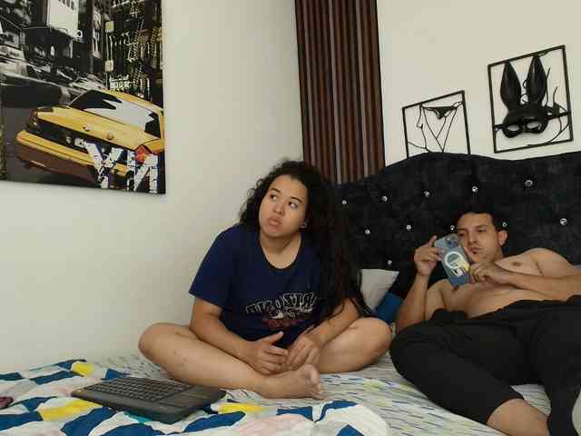 couplee-horny webcam