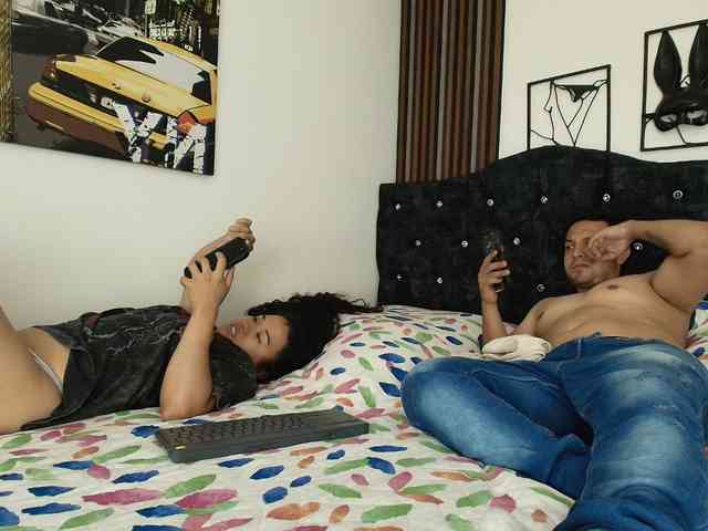 couplee-horny webcam