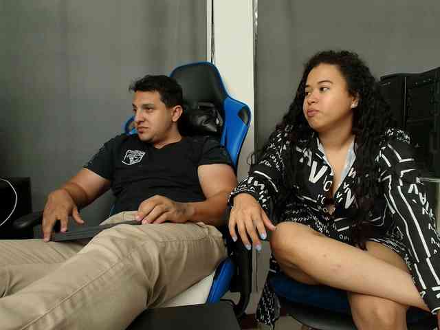 couplee-horny webcam