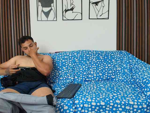 couplee-horny webcam