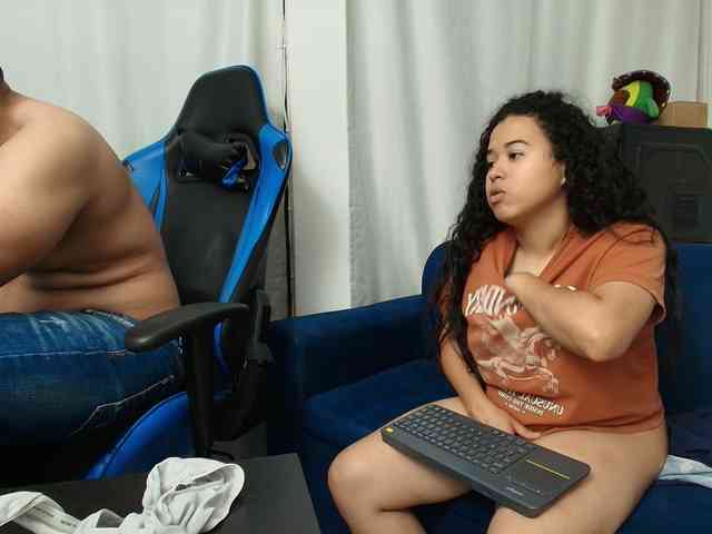 couplee-horny webcam