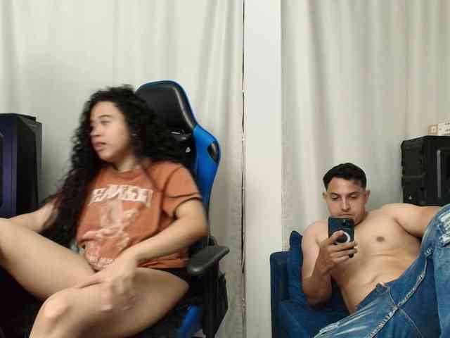 couplee-horny webcam