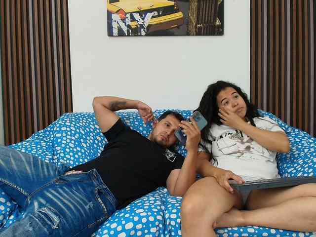 couplee-horny webcam