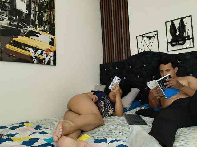 couplee-horny webcam