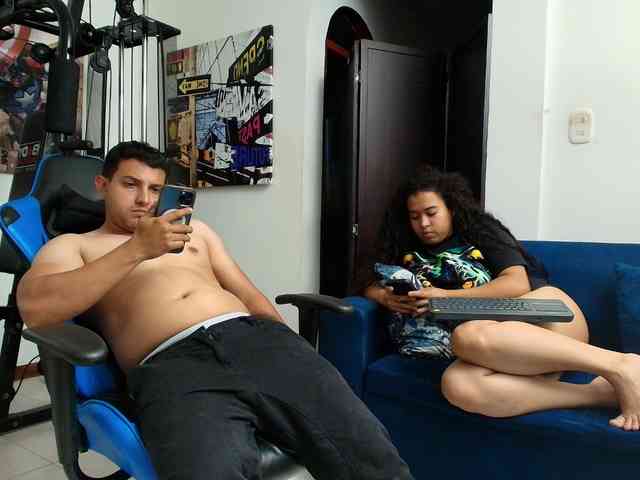 couplee-horny webcam