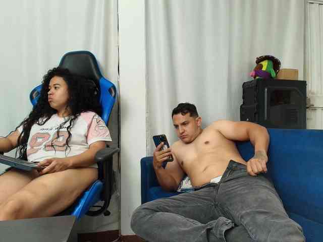 couplee-horny webcam