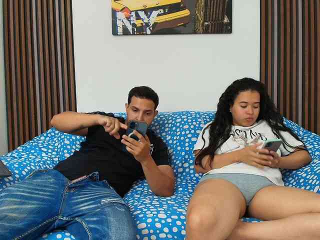 couplee-horny webcam