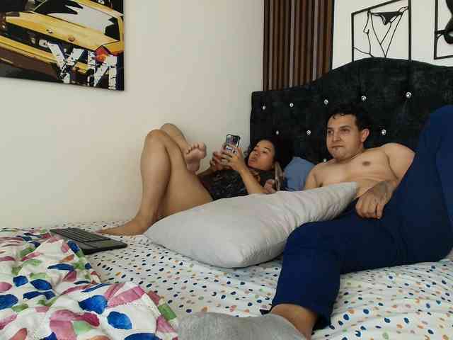 couplee-horny webcam
