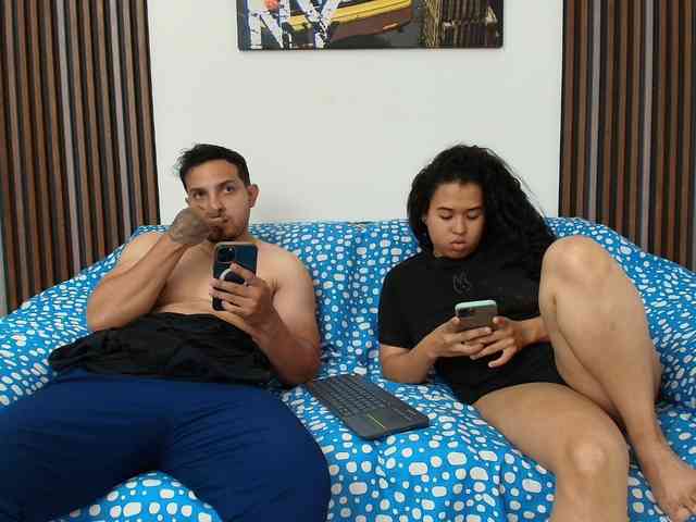 couplee-horny webcam