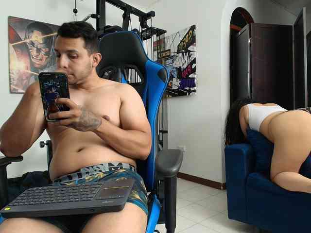 couplee-horny webcam