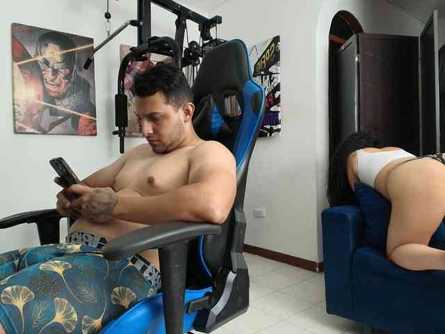 couplee-horny webcam