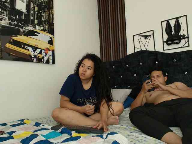 couplee-horny webcam