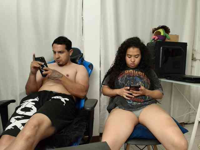 couplee-horny webcam