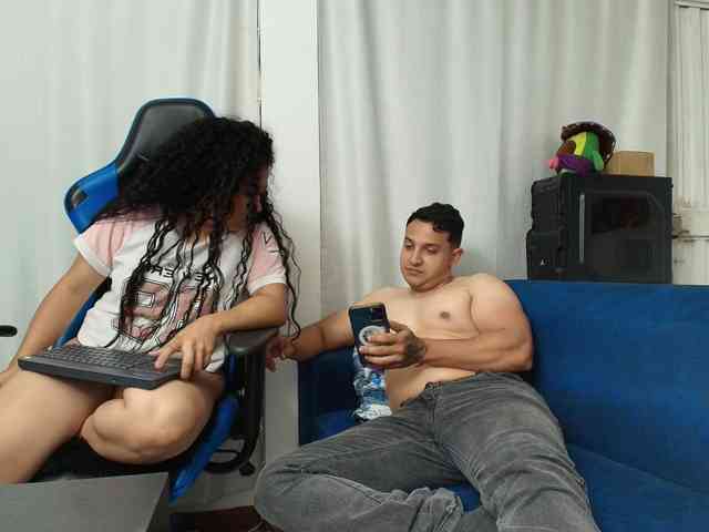 couplee-horny webcam