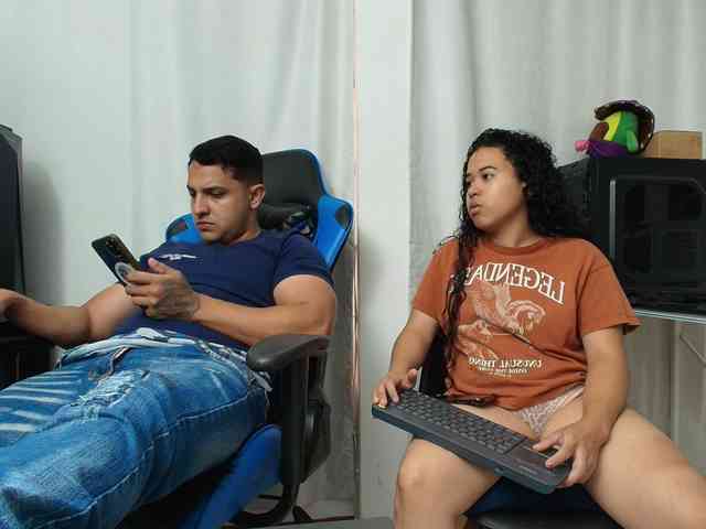 couplee-horny webcam