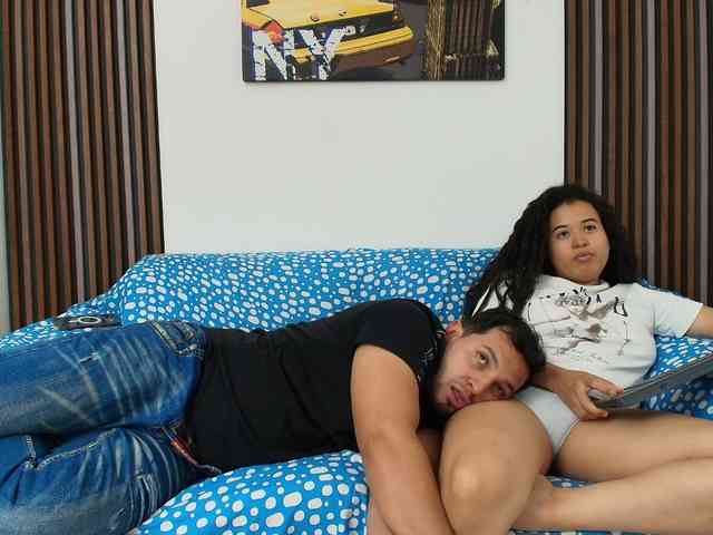 couplee-horny webcam