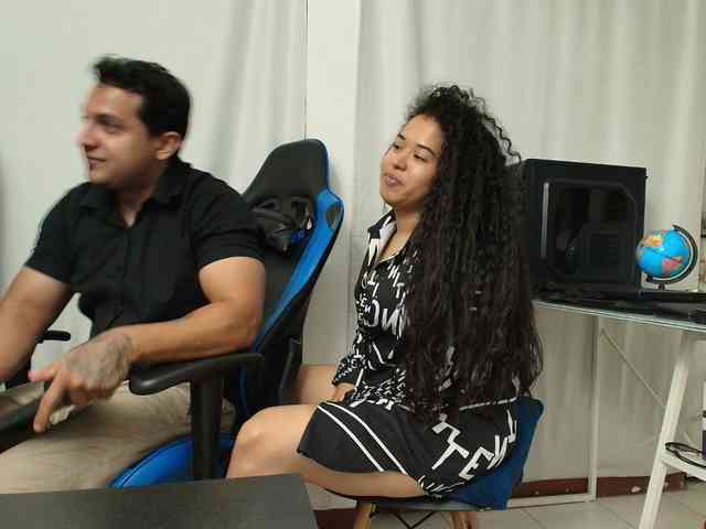 couplee-horny webcam