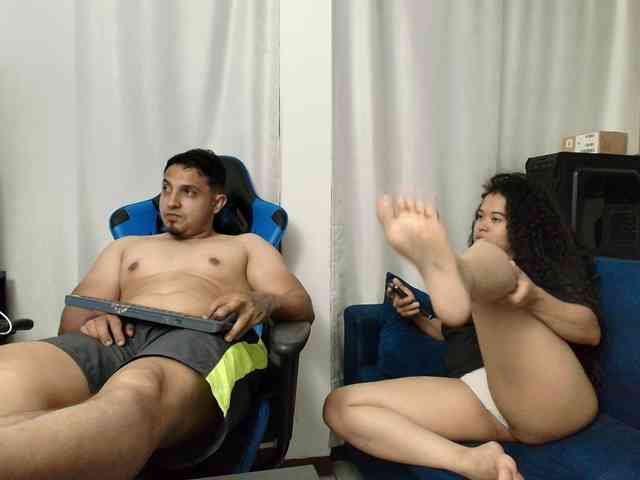 couplee-horny webcam