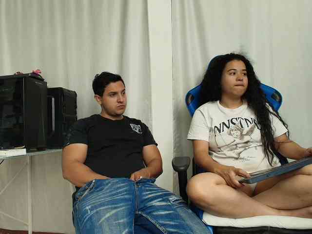 couplee-horny webcam