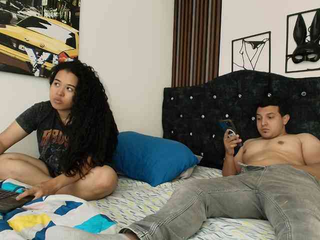 couplee-horny webcam